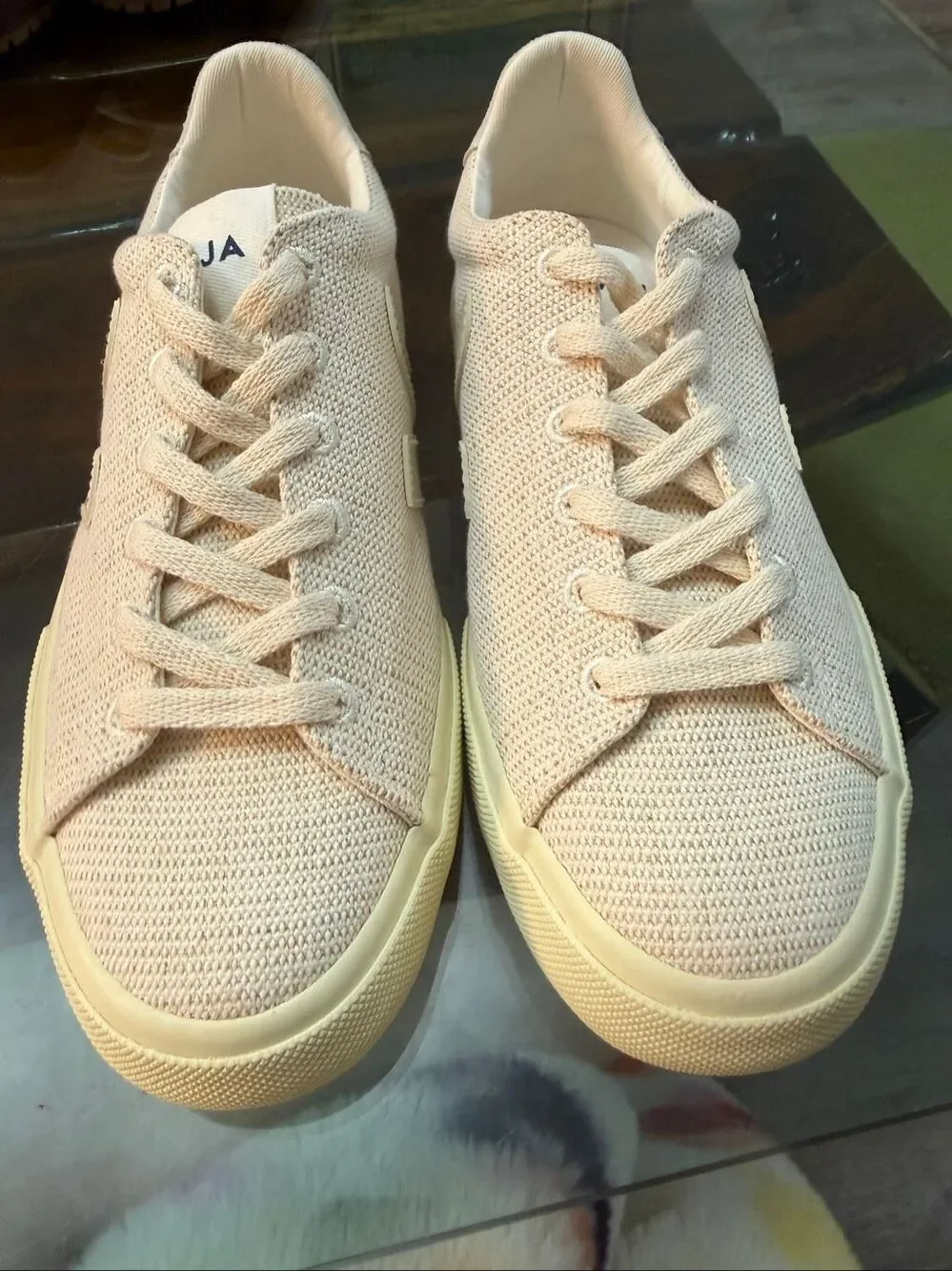 Veja Wata Natural Canvas Low Top Sneaker sz 9 Mens 7 NWOT